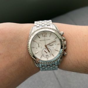 Women’s Michael kors watch silver